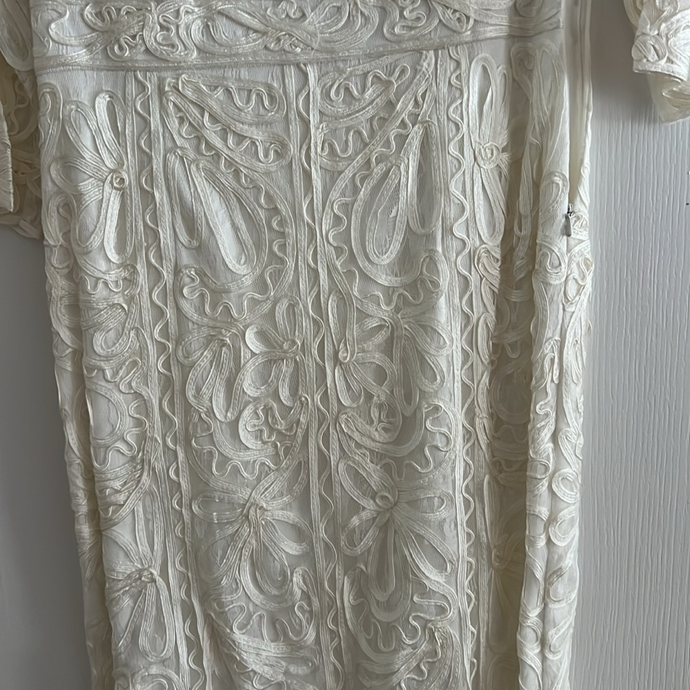 Dress - Picture 3 of 5